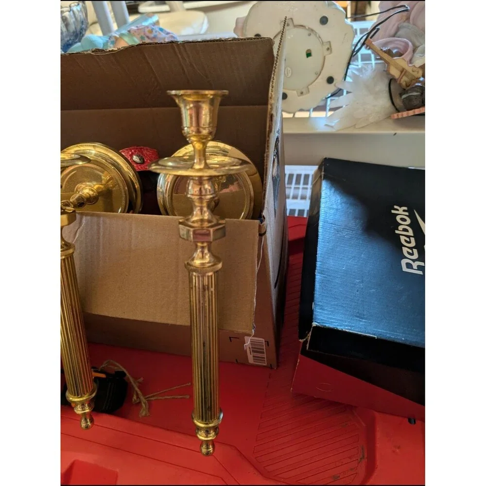 No Label pair gold